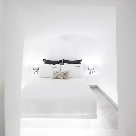 White Side * Oia (Santorini)