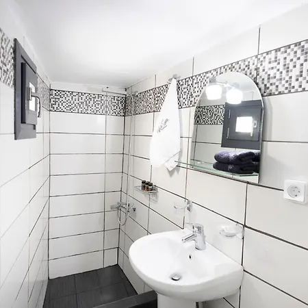 White Side * Oia (Santorini)